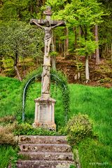 Kreuzstatue am Mühlenwanderweg