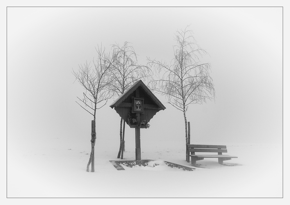 Kreuzstöckl im Nebel