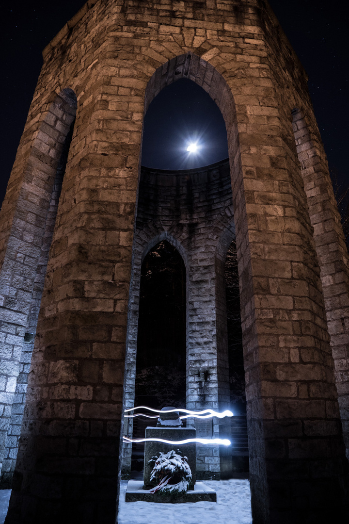 Kriegerdenkmal Lightpainting