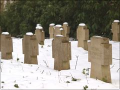 Kriegsgräber auf dem Südfriedhof.....