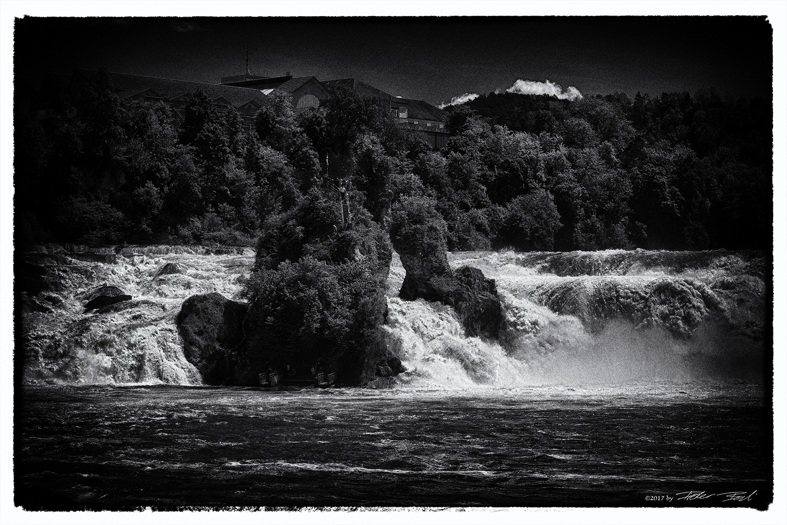 Kriminalfall - Rheinfall