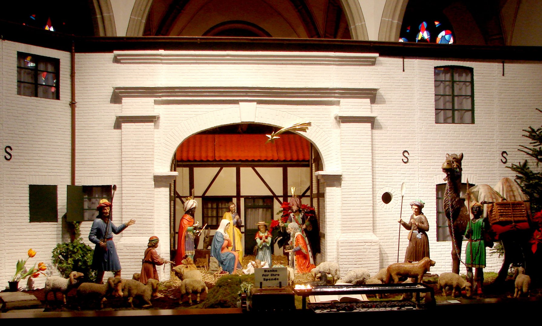 Krippe in der Pfarrkirche St. Cyriakus in Krefeld-Hüls