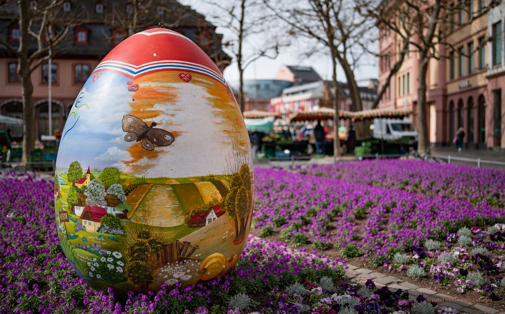 Kroatisches Osterei auf dem Liebfrauenplatz - Mainz