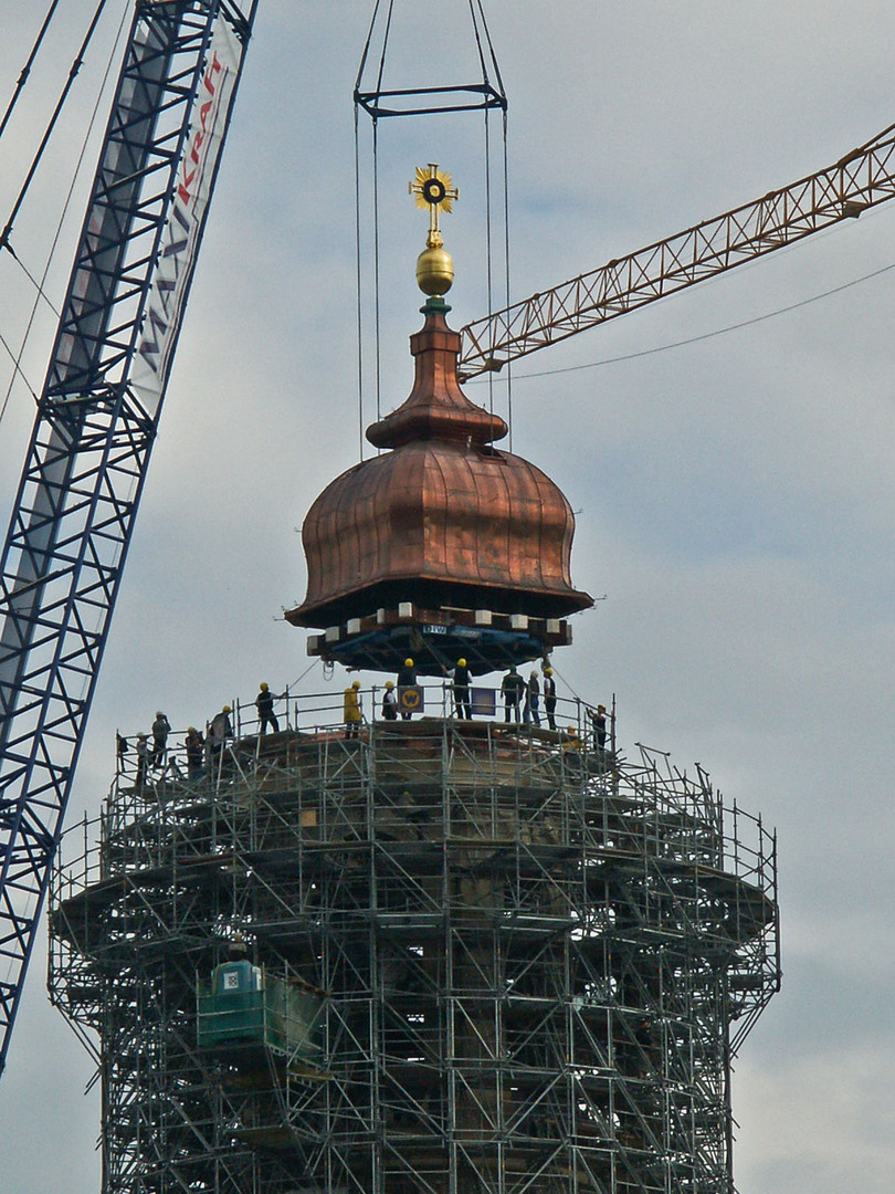 Krönung der Frauenkirche 2