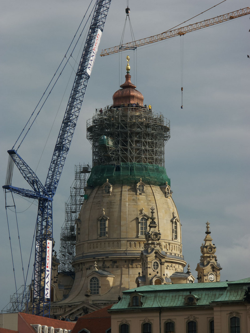 Krönung der Frauenkirche 3