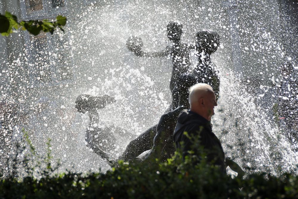 Kröpeliner Str. - Brunnen der Lebensfreude