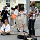 Kröpeliner Str- Der Bassmann und seine Muse 1