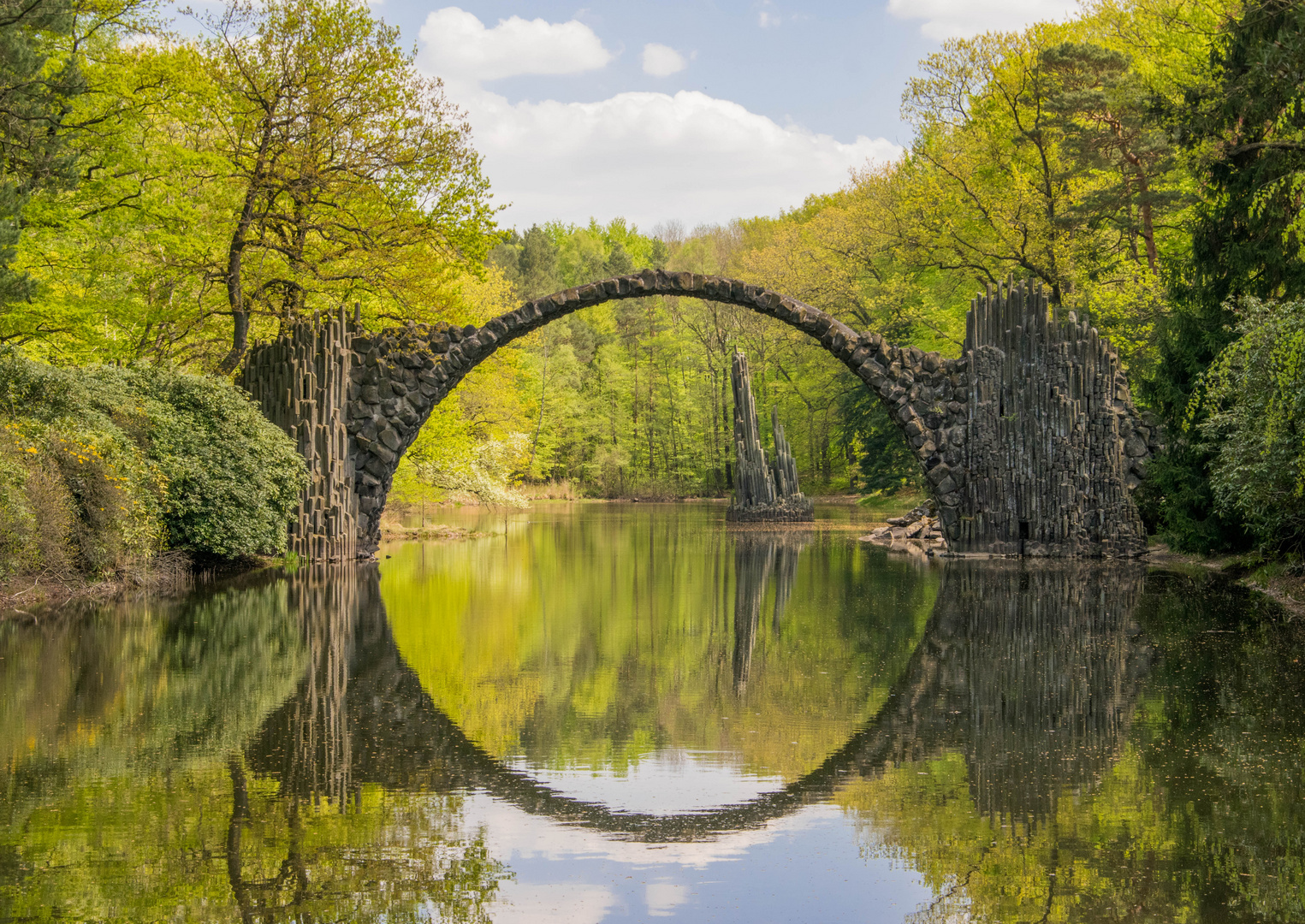 Kromlauer Park im Frühling