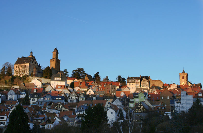 Kronberg, in Gold getaucht