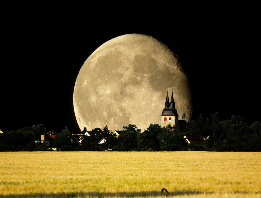 Krostitz- der Mond ist aufgegangen....