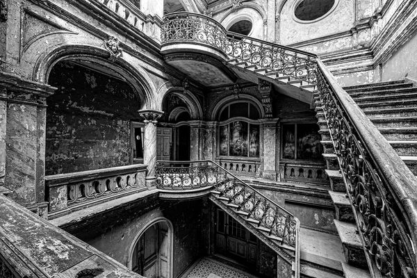 Krowiarki Palace - Treppenhaus