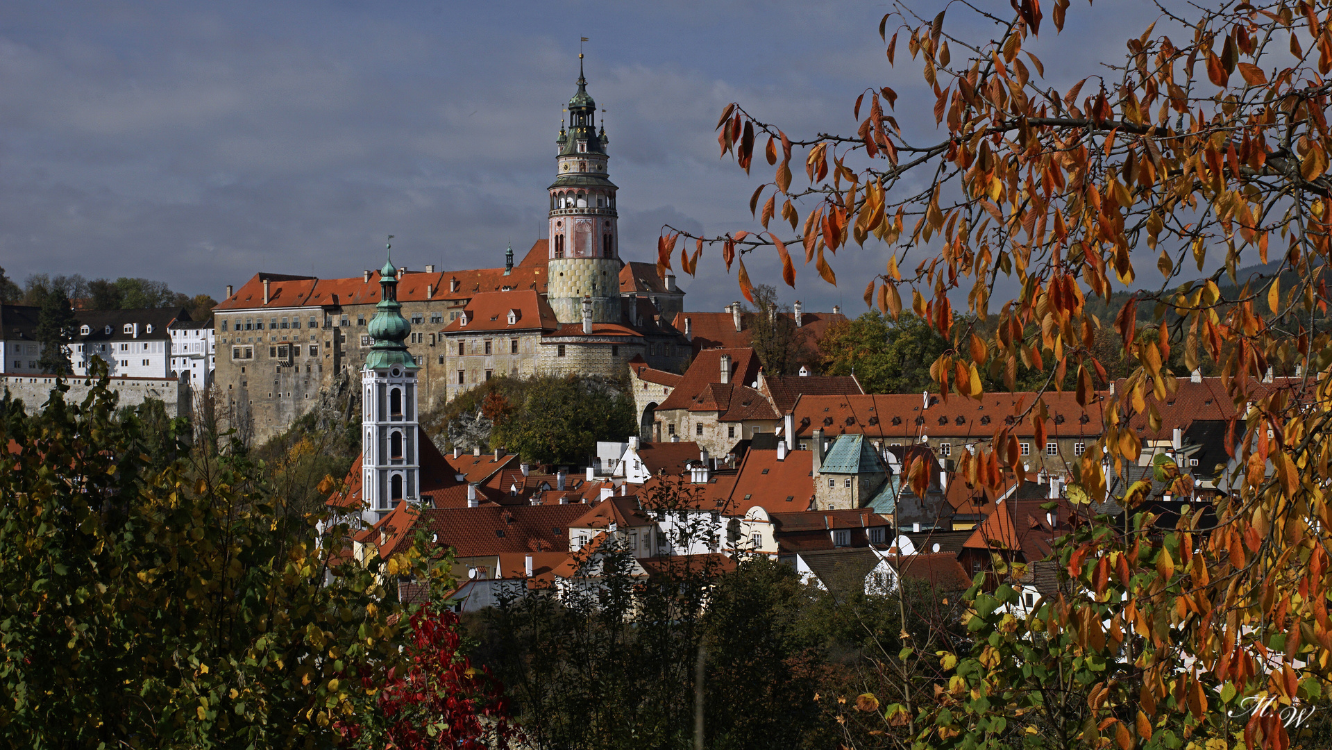 Krumau bzw. ?eský Krumlov im Herbst