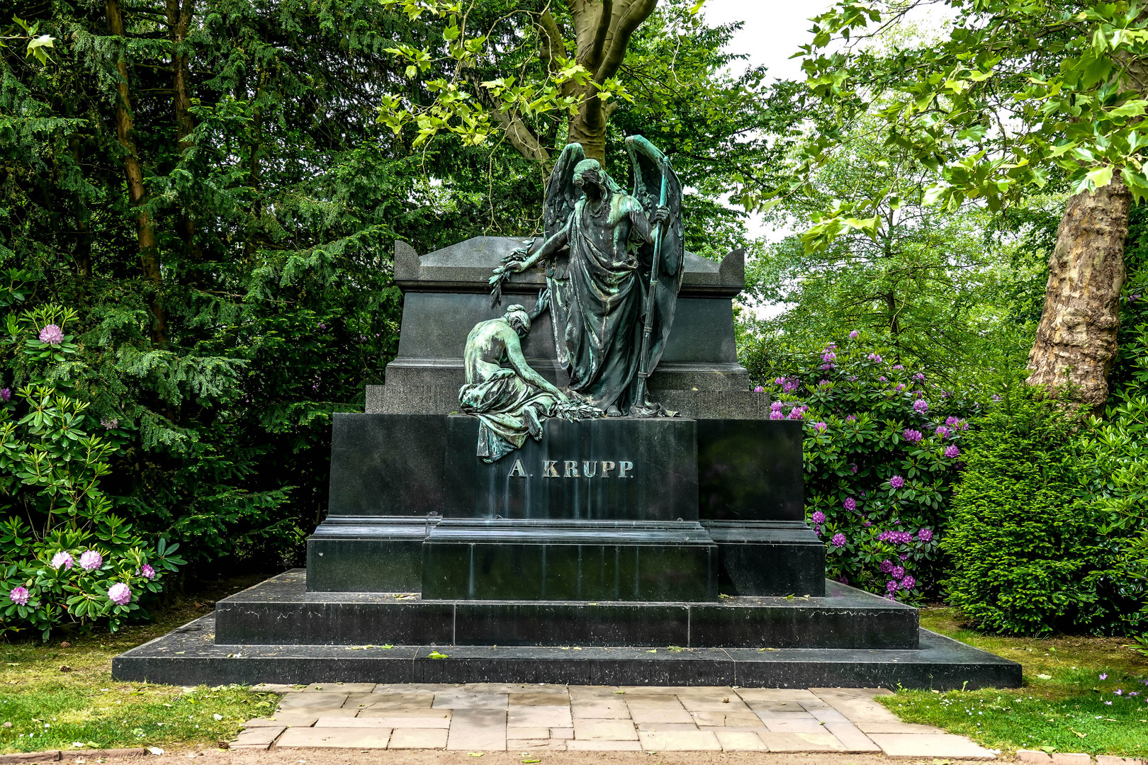 Krupp-Familienfriedhof Essen-Bredeney (1)