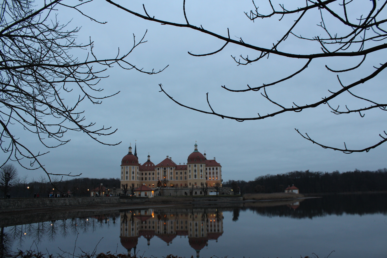 ...kruz nach Weihnachten in Moritzburg