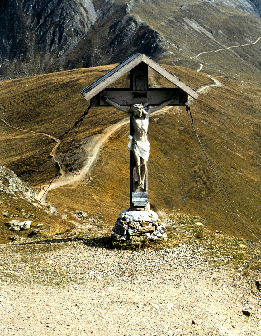 Kruzifix in Süd-Tiroler Berge