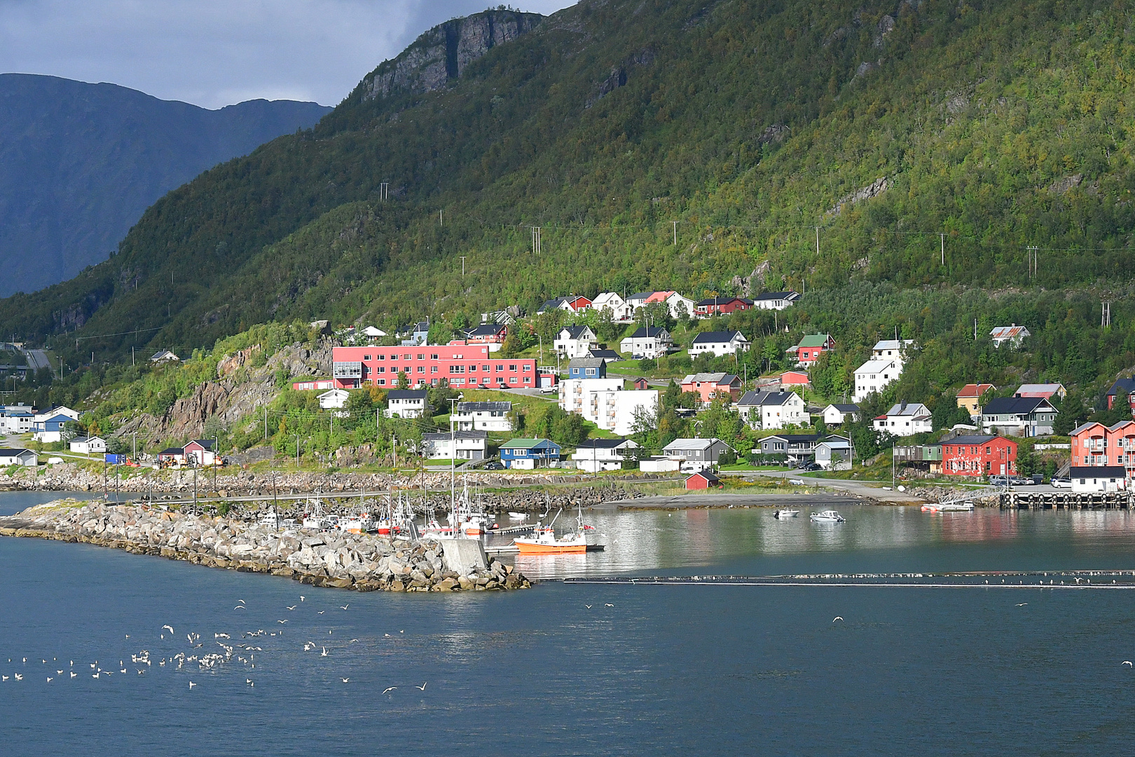  Øksfjord