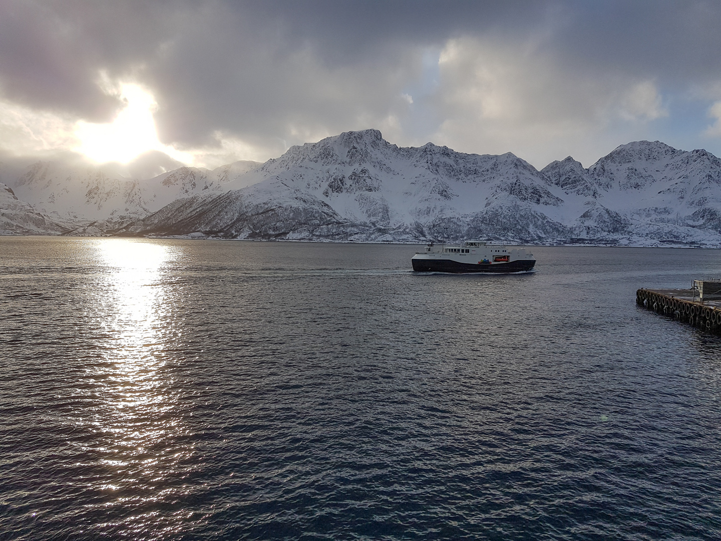 Øksfjord