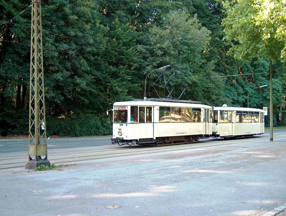 KSW Tw 888 mit Beiwagen an der Trabrennbahn Gelsenkirchen