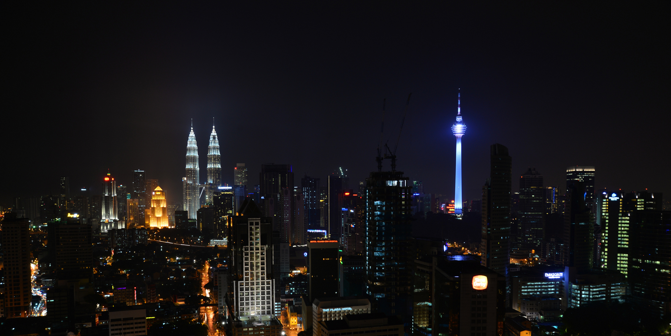 Kuala Lumpur Skyline bei Nacht