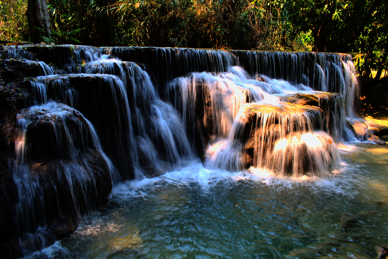 kuang si waterfall