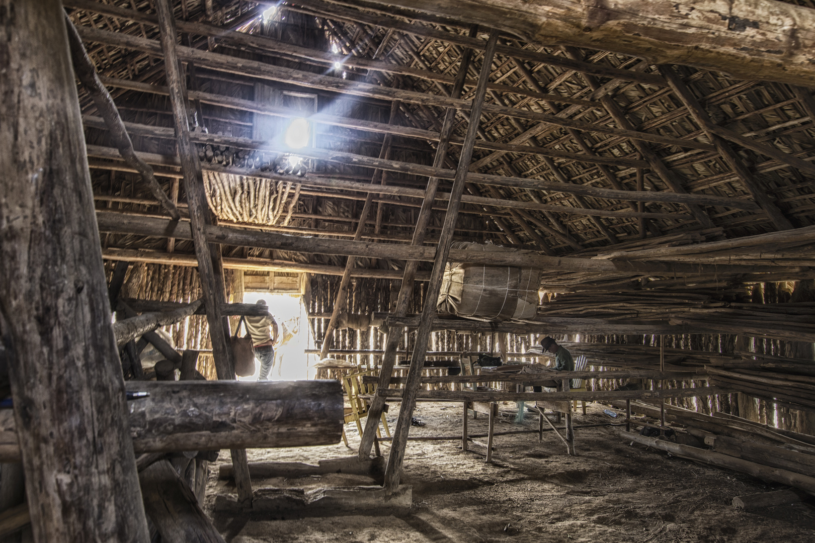 Kuba Erinnerungen- Tabak Kammer in Vinales