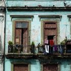 Kuba: Leben auf dem Balkon, Straßenszene- Havanna (3)