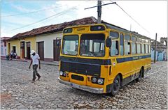 Kuba, Trinidad, Schulbus