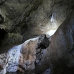 Kubach: In der Kristallhöhle 12