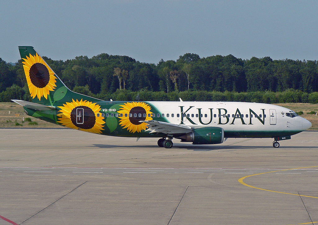 Kuban Airlines Boeing 737-3Q8 VQ-BHD