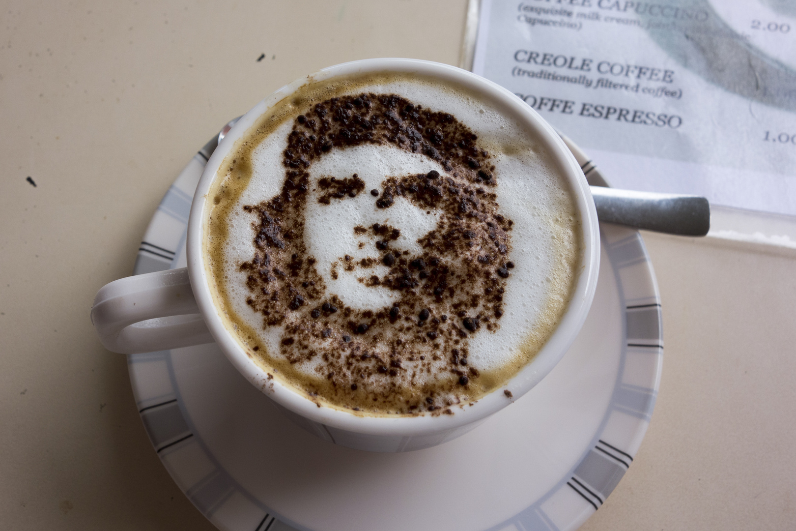 Kubanischer Cappuccino