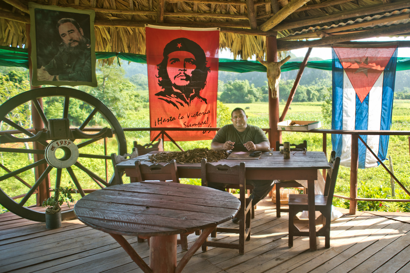 kubanisches Klischee Foto &amp; Bild | zigarre, kuba, che Bilder auf ...