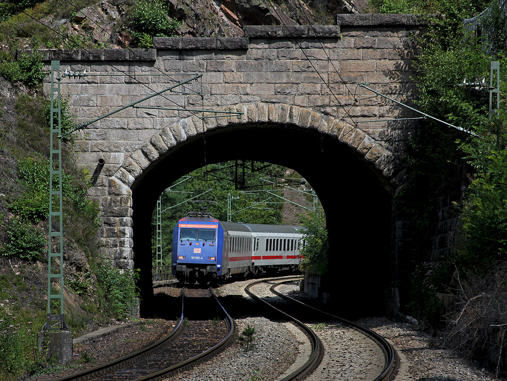 Kuckuck, wer guckt denn da aus dem Tunnel raus?