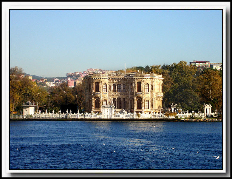 Kücüksu Palace (Bosphorus-Istanbul)