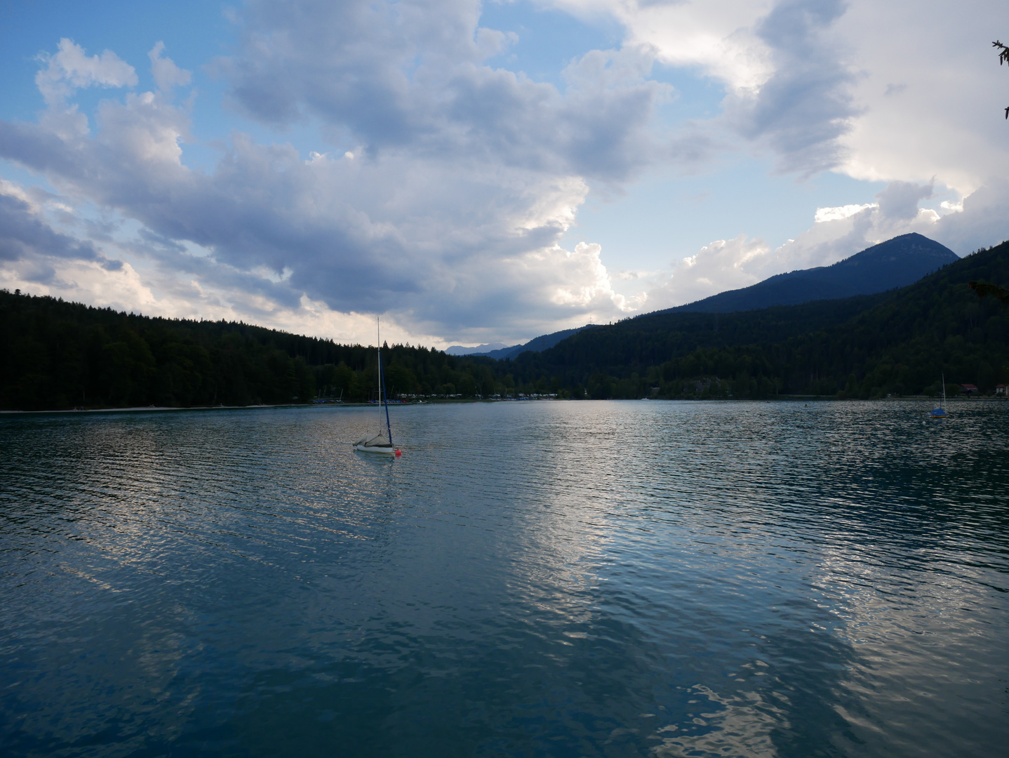 Kühle Abendstimmung am See