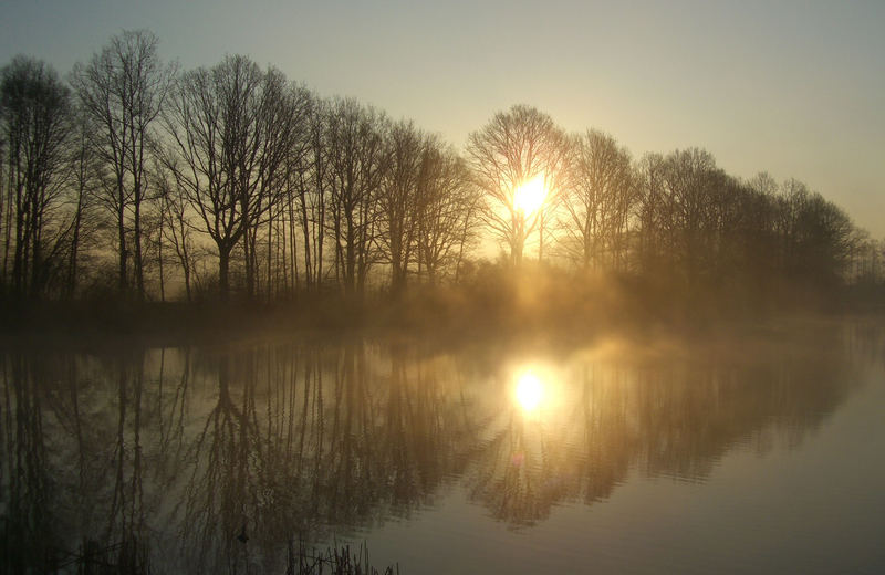 Kühler Sonnenaufgang