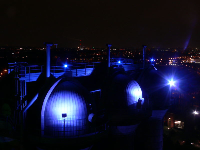 Kühlturm im Blauschein