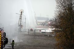 Kühlung der Gefahrenstelle durch die Feuerwehr