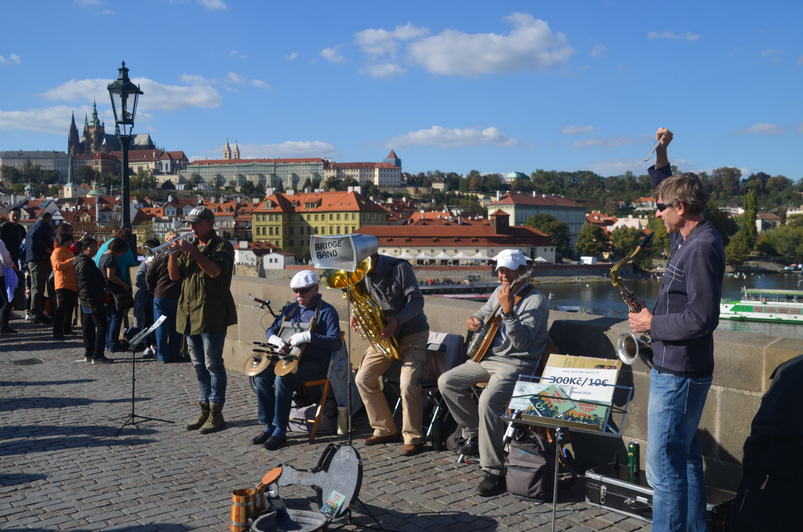 Künstler auf der Karlsbrücke