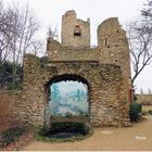 Künstliche Ruine im Verna-Park (2)