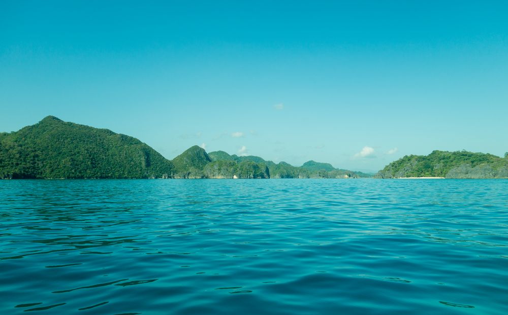 Küste und Meer in Caramoan (Philippinen) 2