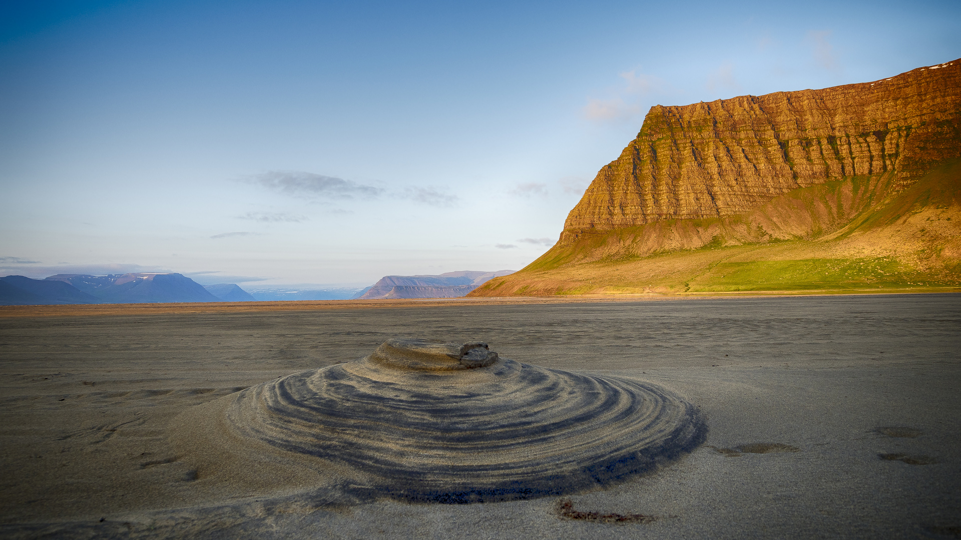 Küstenlandschaft in den Westfjorden