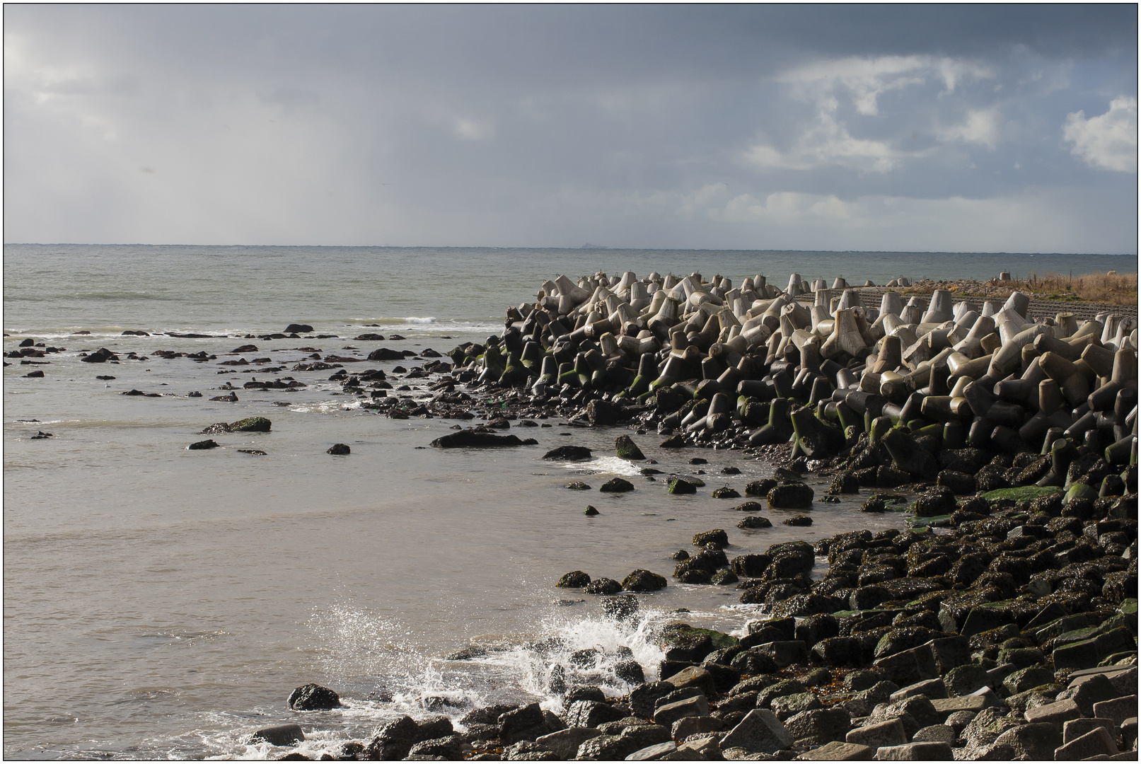 Küstenschutz auf Helgoland.