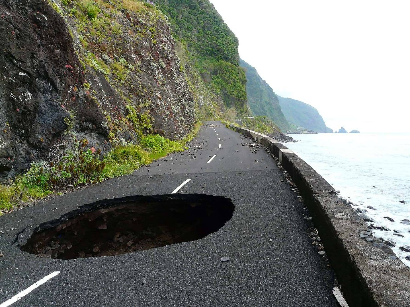 Küstenstraße auf Madeira