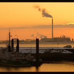 Küstenwache Bremerhaven in der Abenddämmerung.