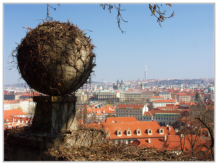 Kugel und Stadt