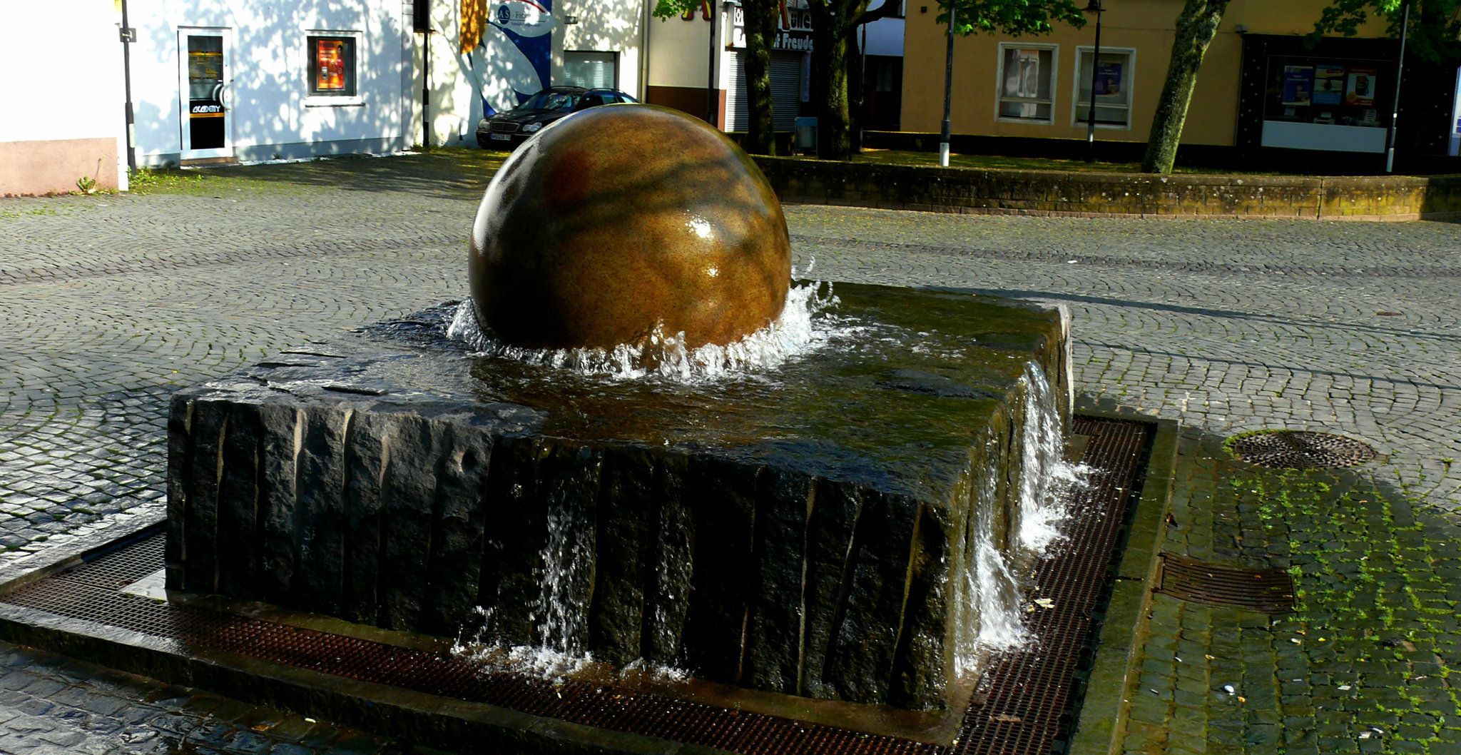 Kugelbrunnen