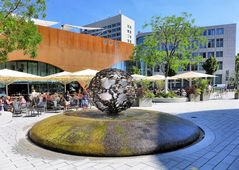 Kugelbrunnen in Düsseldorf