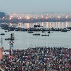 Kumbh Mela 2013 am Hauptbadetag