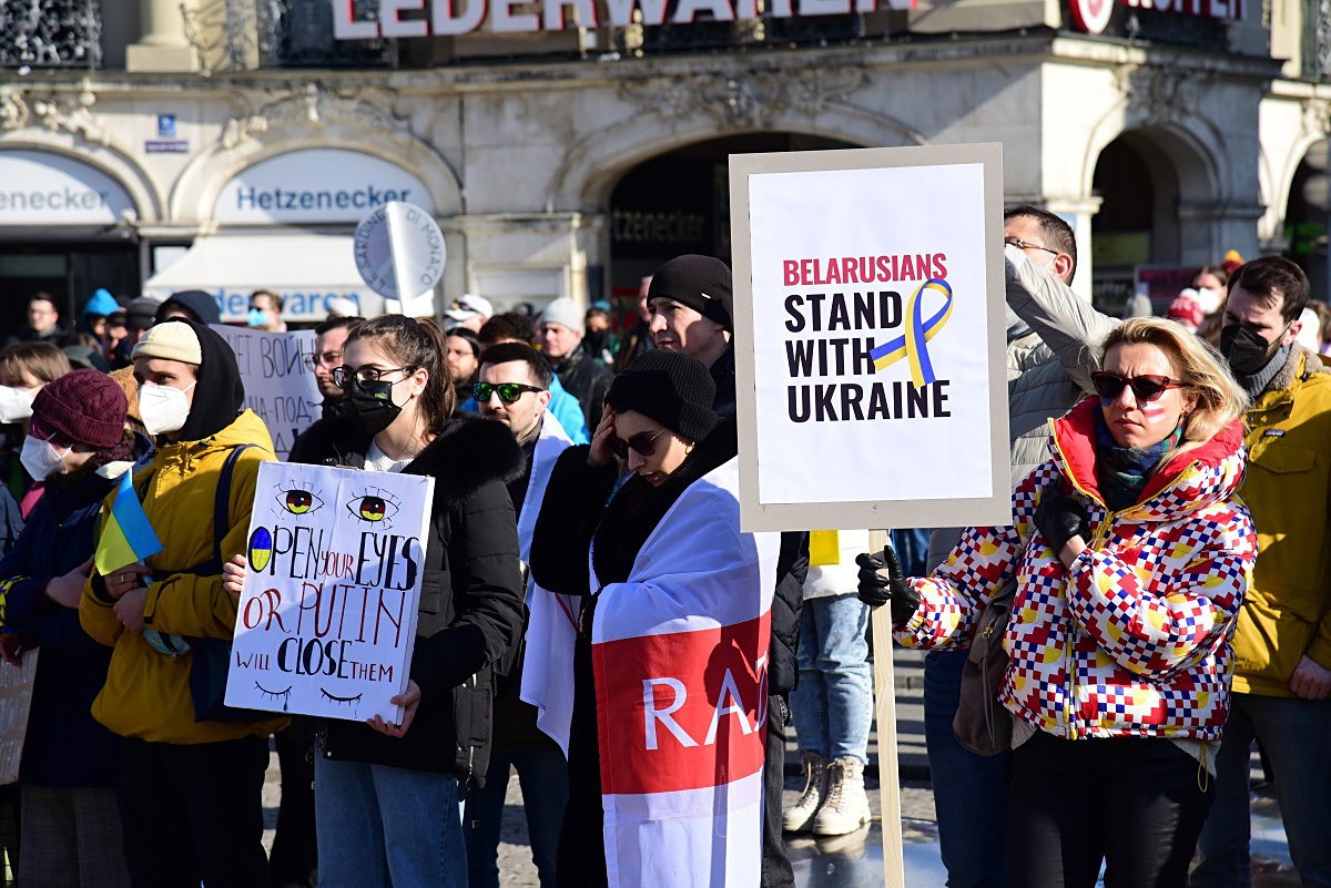 Kundgebung Solidarität mit den Bürgerinnen und Bürgern der Ukraine 