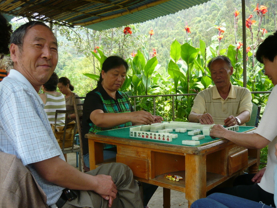 Kunminger Rentner beim Mahjong-Spielen